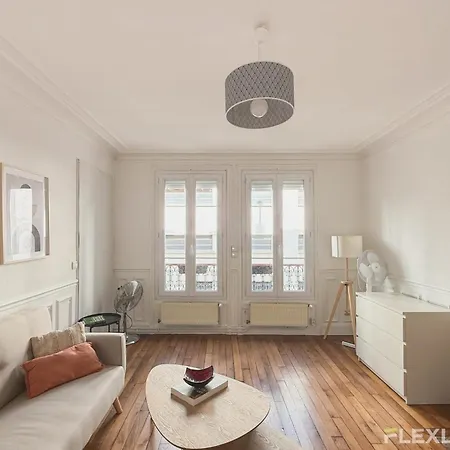 Charming 2-bedroom In 5 * Parigi