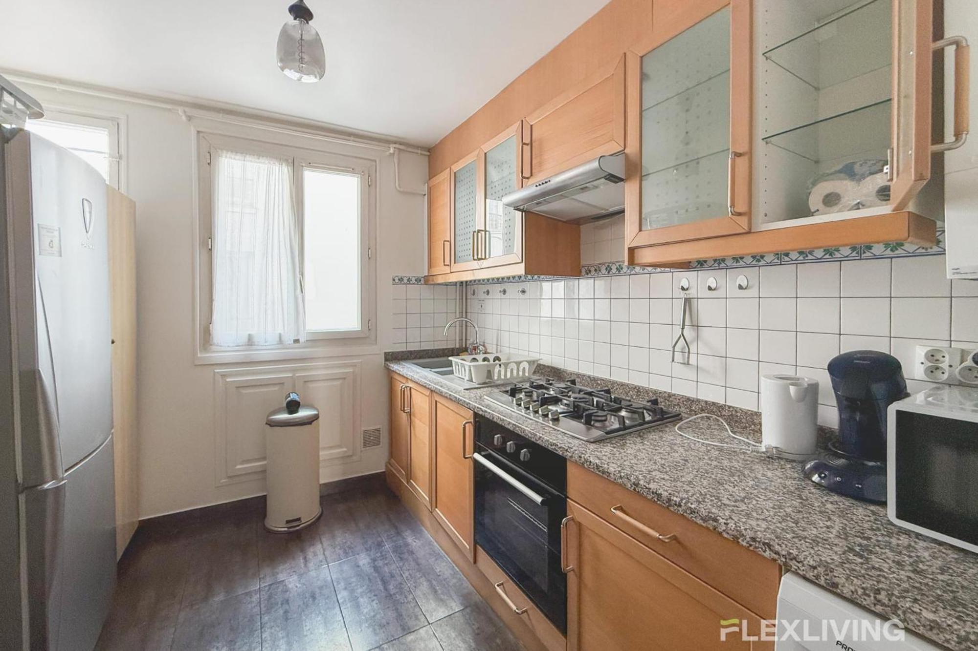 Appartamento Charming 2-bedroom In 5